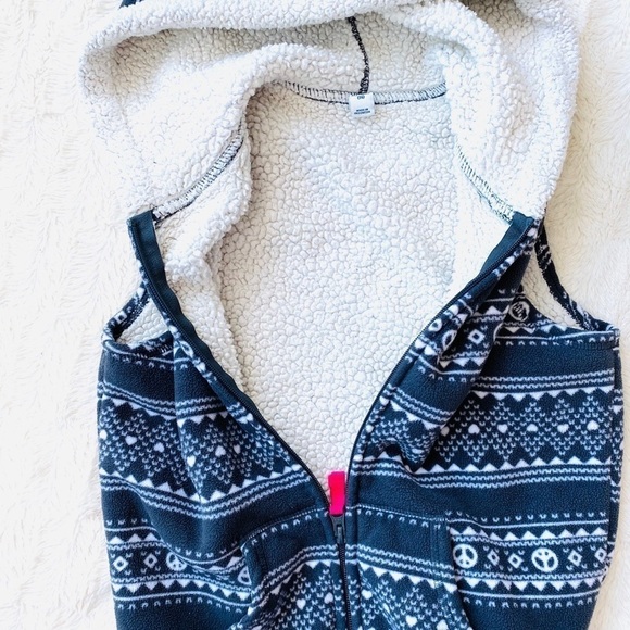 OLD Navy Sherpa Zip Up Hooded Vest Girls XL - Picture 3 of 6